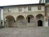 Portico-Oratorio-dei-Discip.jpg (8867 byte)